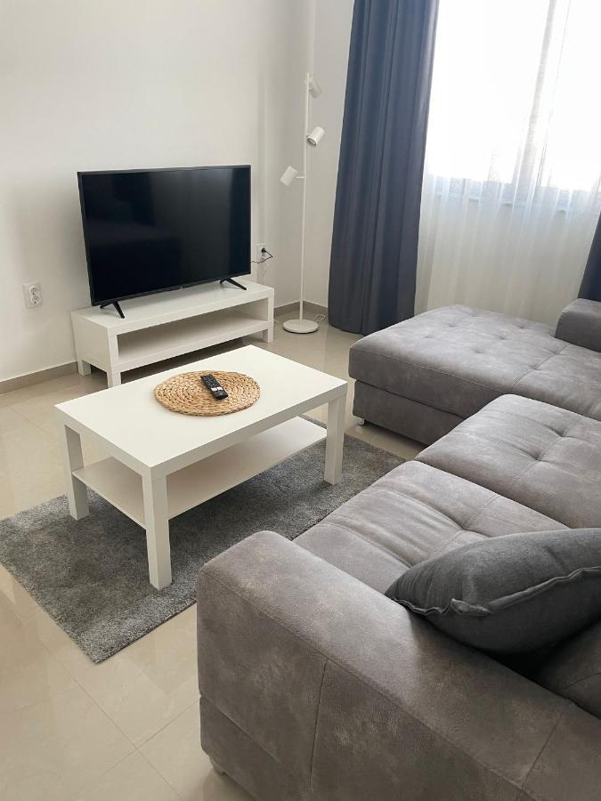 Morpheus Apartmani Sremska Mitrovica Exterior photo
