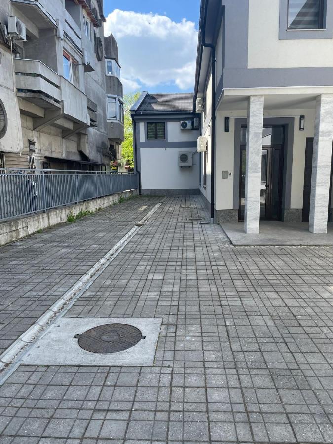 Morpheus Apartmani Sremska Mitrovica Exterior photo