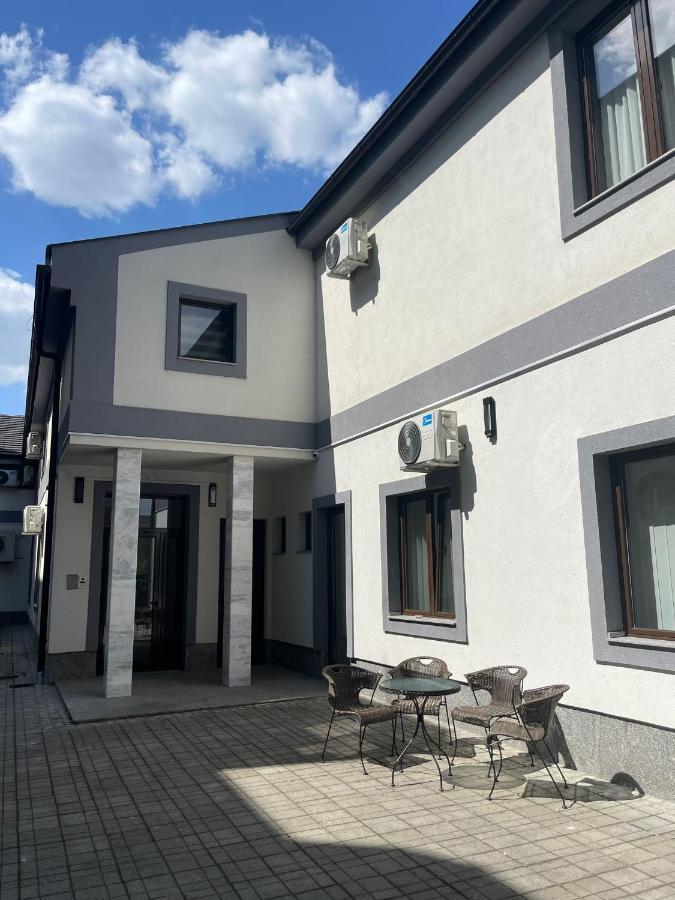 Morpheus Apartmani Sremska Mitrovica Exterior photo