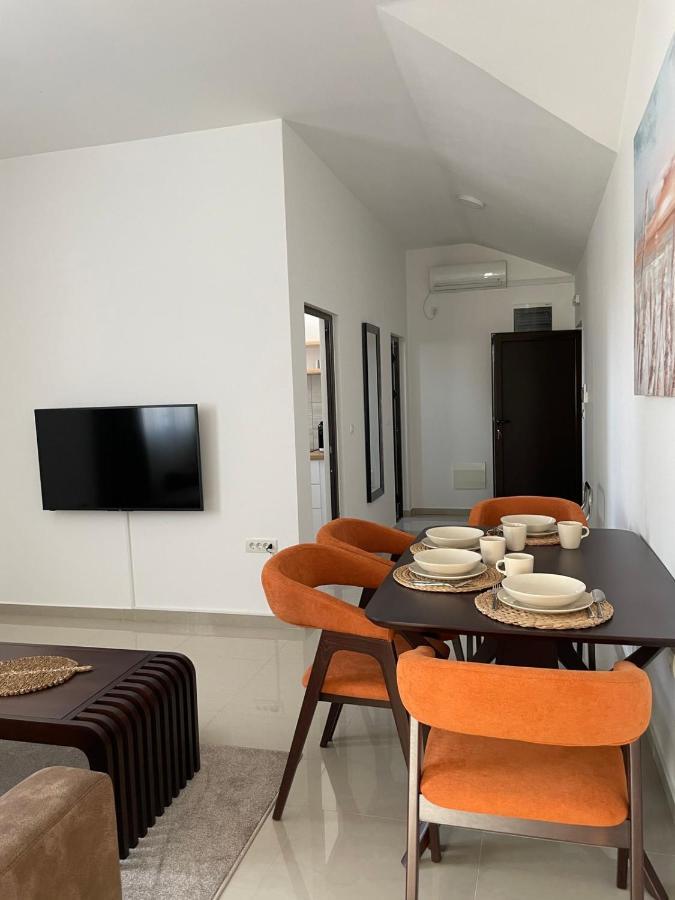 Morpheus Apartmani Sremska Mitrovica Exterior photo