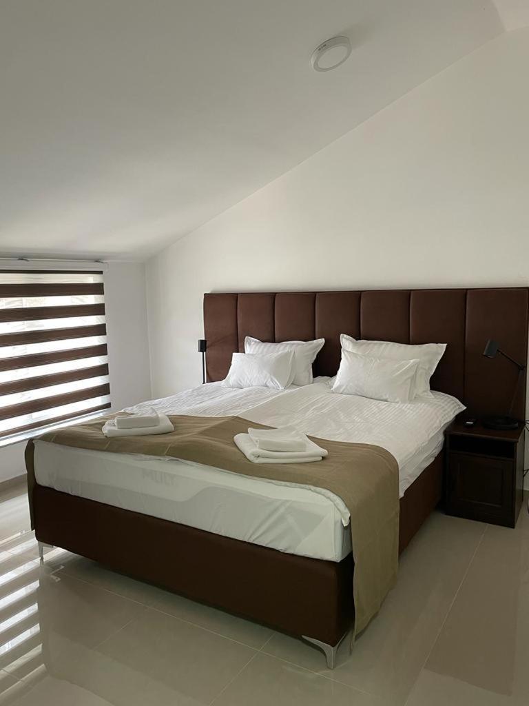 Morpheus Apartmani Sremska Mitrovica Exterior photo