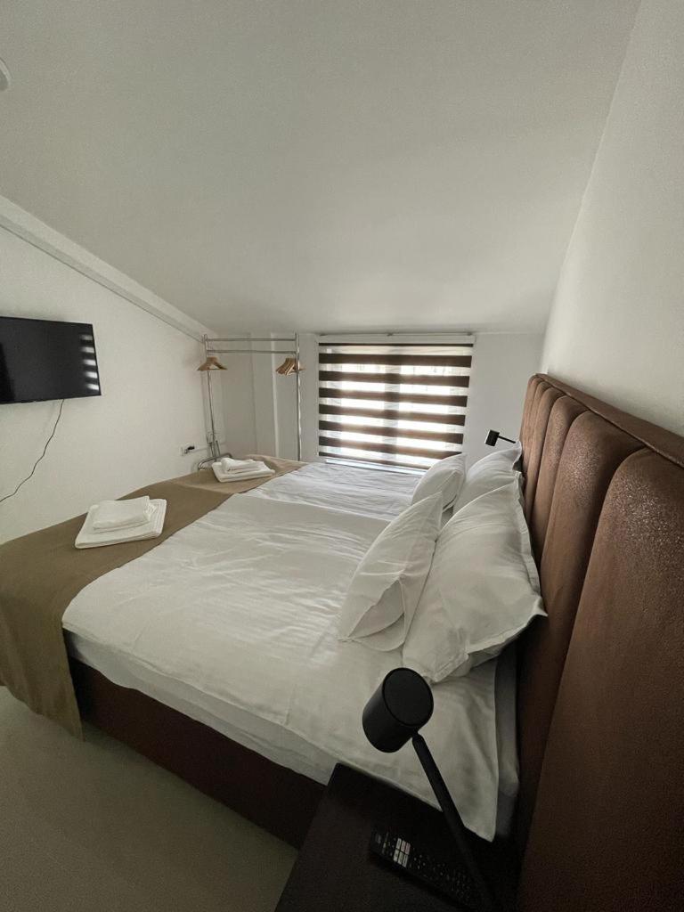 Morpheus Apartmani Sremska Mitrovica Exterior photo